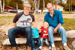 Gordie ja Glen Gummerus sekä Grayson ja George